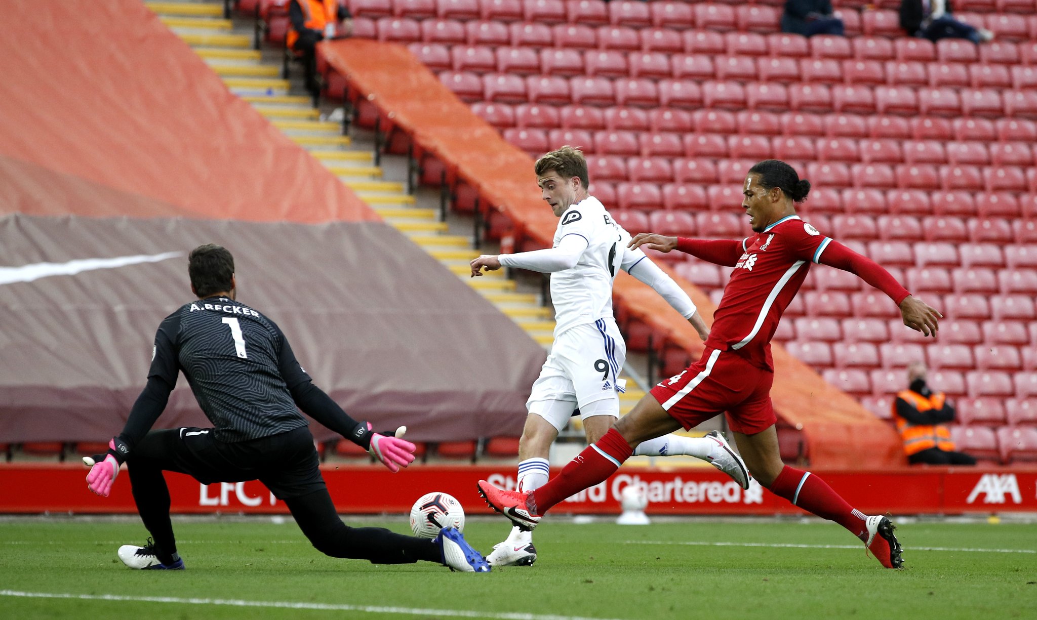 引援过程中 引援过程中