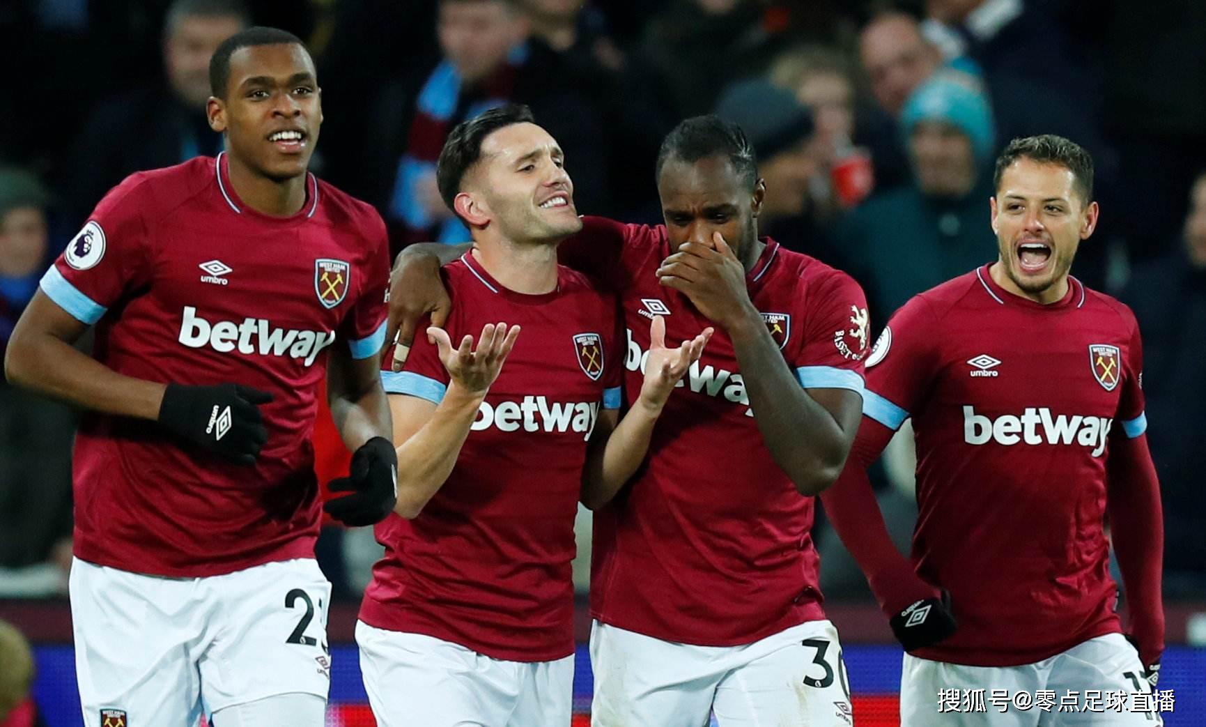 崭露头角的 崭露头角的